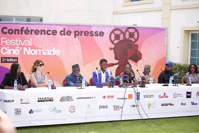 Cinéma. La...