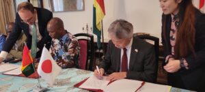 Cérémonie de signature de l'accord de don